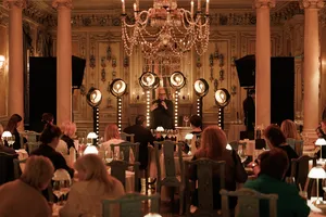 Не только спектакль: как красиво и выгодно отметить Всемирный день театра