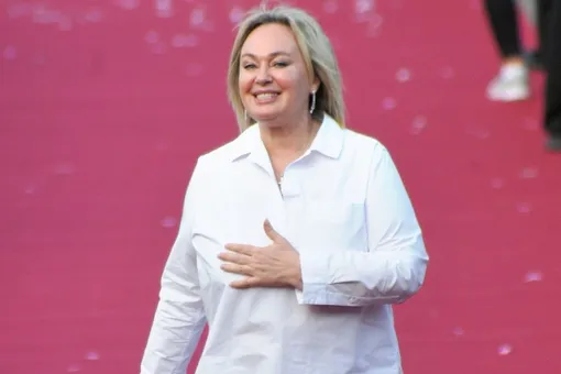«Сорвалась»: Лариса Гузеева после курса голодовки нарушила диету «Сорвалась»: Лариса Гузеева после курса голодовки нарушила диету