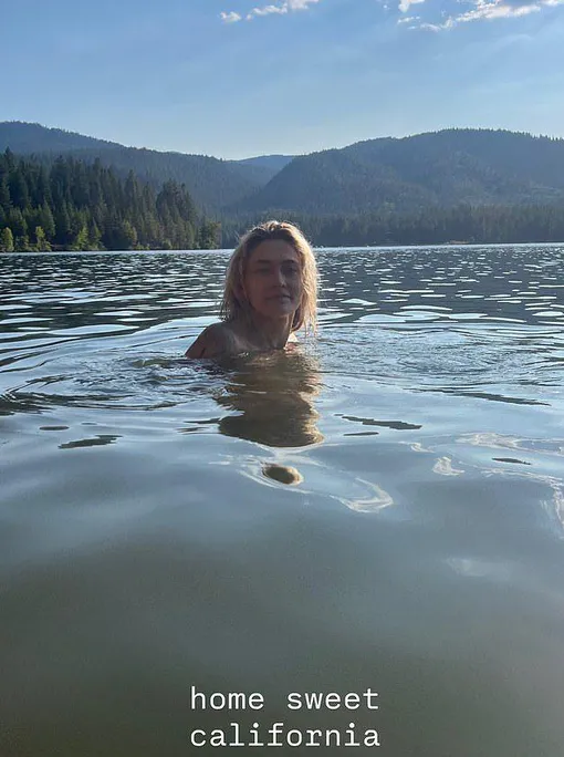 Пэрис Джексон вспомнила, что провела детство в Калифорнии Пэрис Джексон вспомнила, что провела детство в Калифорнии