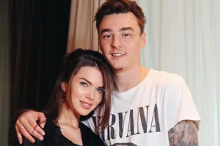 Катя Жужа обвенчалась с сыном миллиардера в Эмиратах в 5-летнюю годовщину свадьбы Катя Жужа обвенчалась с сыном миллиардера в Эмиратах в 5-летнюю годовщину свадьбы