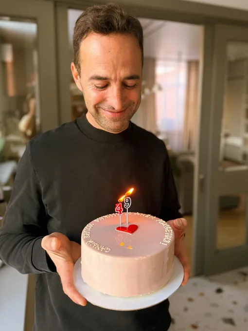 Илья Любимов отметил день рождения Илья Любимов отметил день рождения