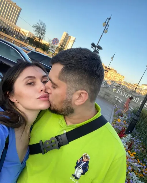 Ева Карицкая и Паша Техник