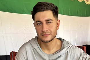 «Я отравился, пришлось вызывать скорую»: Давида Манукяна экстренно госпитализировали «Я отравился, пришлось вызывать скорую»: Давида Манукяна экстренно госпитализировали