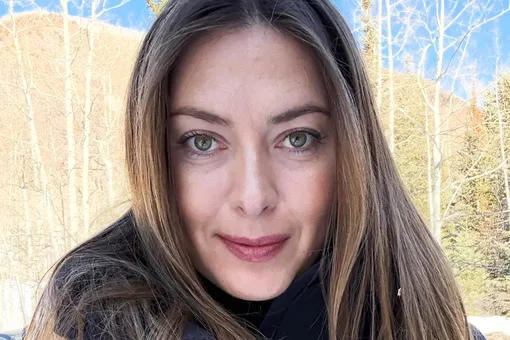 Мария Шарапова снялась в купальнике в открытом бассейне на горнолыжном курорте Мария Шарапова снялась в купальнике в открытом бассейне на горнолыжном курорте