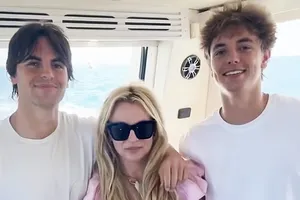 Исцеляют сердце: Бритни Спирс воссоединилась с сыновьями после ареста за вождение в нетрезвом виде