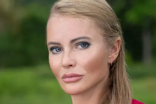 «Они жили в пятизвездочных отелях, а меня считали провокатором»: Дана Борисова осудила героев шоу «Звезды в джунглях» «Они жили в пятизвездочных отелях, а меня считали провокатором»: Дана Борисова осудила героев шоу «Звезды в джунглях»