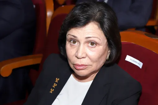 Қыздық үшін порно кастинг Кастингте жас азиялық әйелдердің онлайн порносын қараңыз