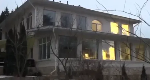 Многодетная мама живет в двухэтажном доме в Подмосковье Многодетная мама живет в двухэтажном доме в Подмосковье
