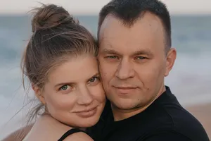 «7 лет назад я встретила мужа, а затем потеряла близких и родила дочку»: Настя Задорожная показала семейные фото