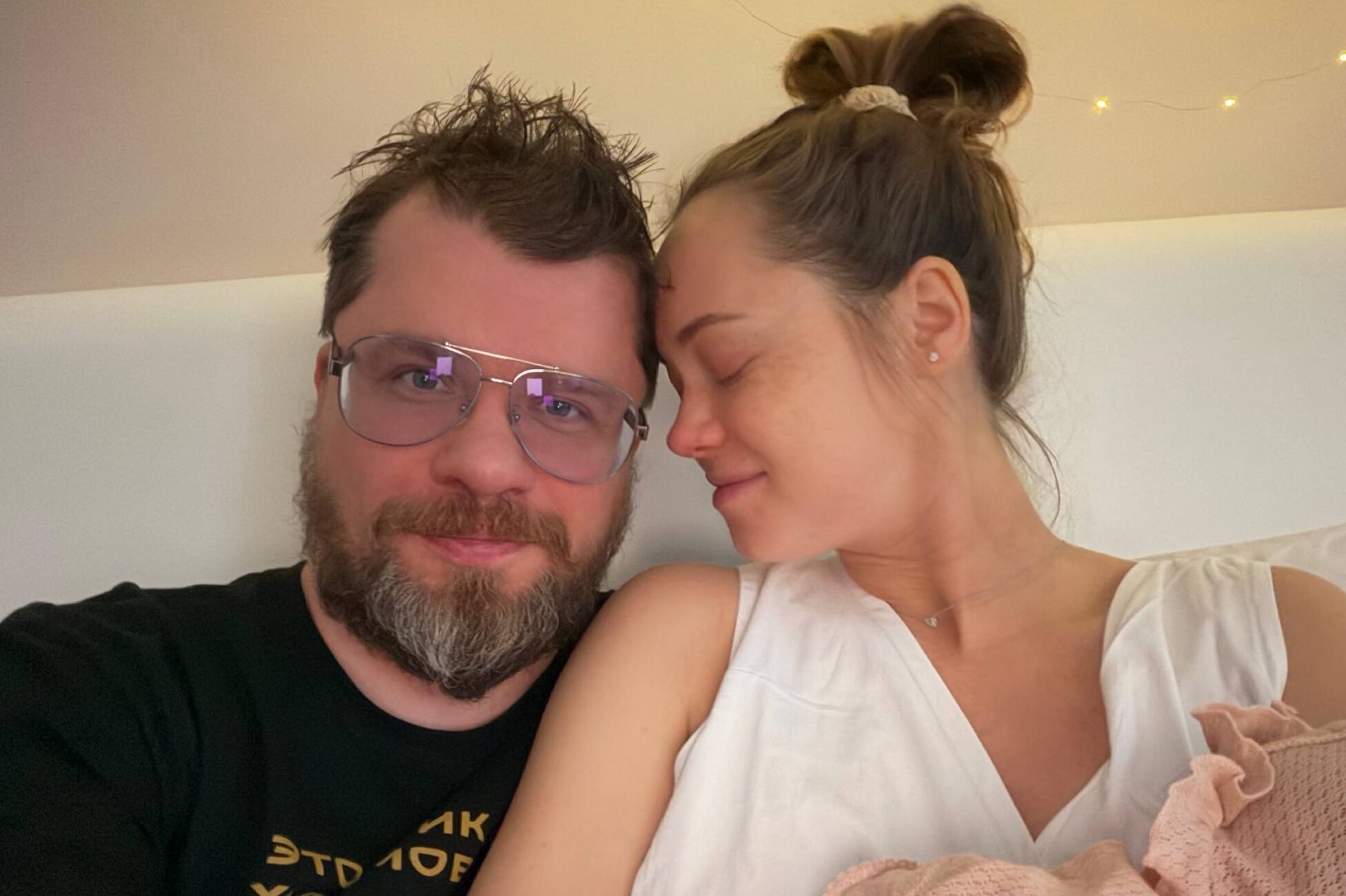 «Наша девочка родилась»: Катерина Ковальчук призналась, что назвала дочь от Гарика Харламова Алисой