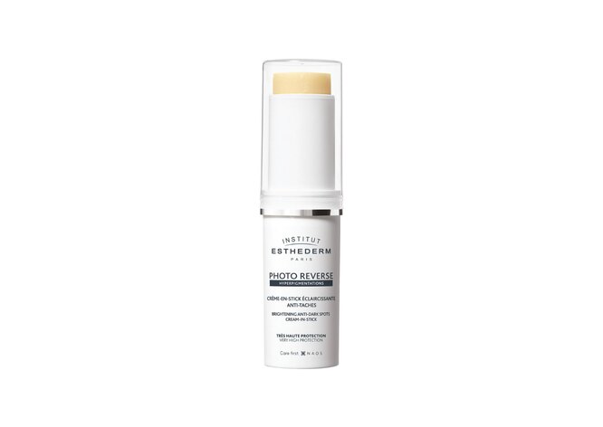 Photo Reverse sunscreen stick, Institut Esthederm (4,793 rubles)