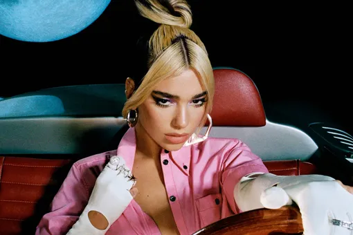 Дуа Липа выпускает сингл «HALLUCINATE» с альбома «FUTURE NOSTALGIA» Дуа Липа выпускает сингл «HALLUCINATE» с альбома «FUTURE NOSTALGIA»