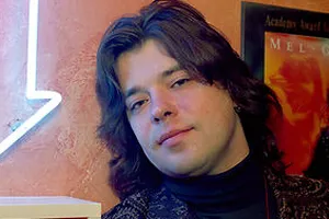 «Связался с бандитами»: причину смерти Жени Белоусова раскрыл лидер группы «Сладкий сон» Сергей Васюта «Связался с бандитами»: причину смерти Жени Белоусова раскрыл лидер группы «Сладкий сон» Сергей Васюта