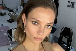 «Она бы стала Ириной Шейк»: модельный агент объяснила, почему Алеся Кафельникова не затмила бывшую невесту Брэдли Купера