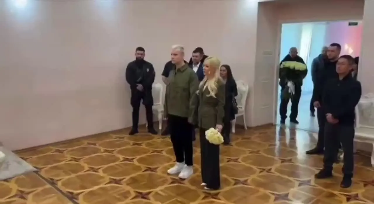 Нажми и смотри Нажми и смотри