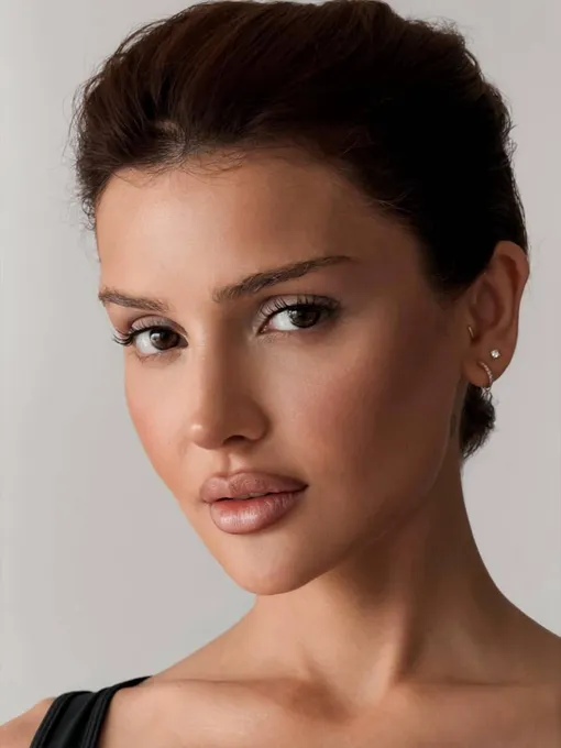 Дина Саева ответила на упреки блогеров Дина Саева ответила на упреки блогеров