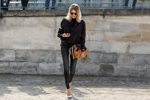 женская кожаная куртка в моде