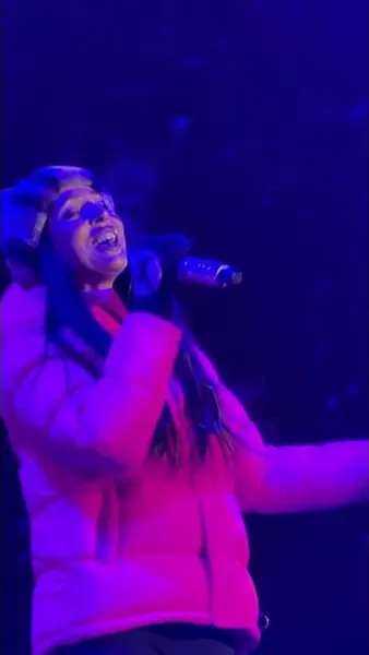 Нажми и смотри