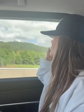 Нажми и смотри