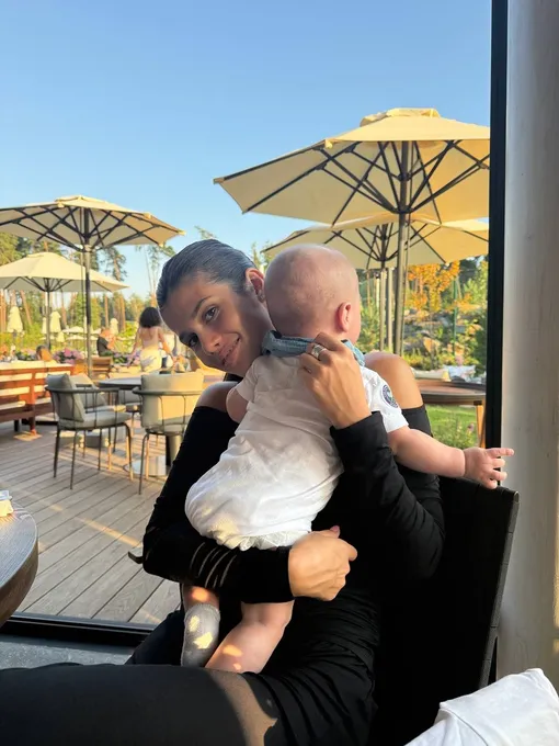 Виктория Антонова с сыном