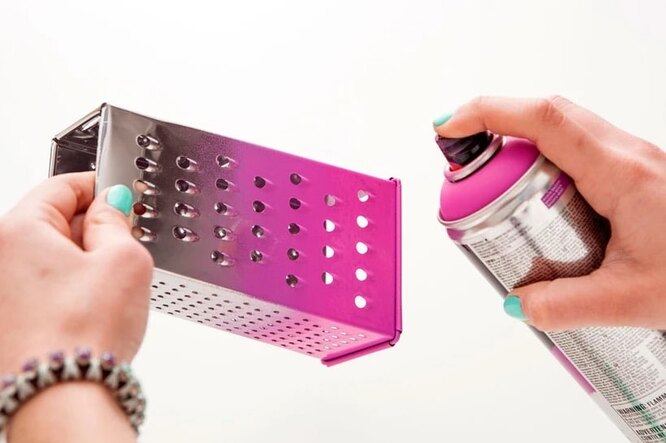 Earring holder made from an old grater
