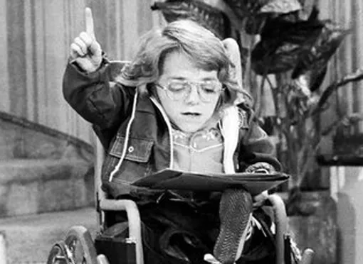 Мелани Уотсон в сериале «Различные ходы»