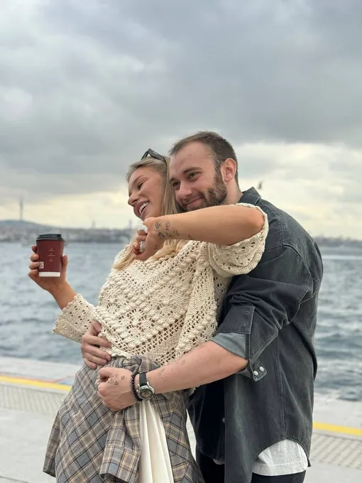 Женя Искандарова счастлива в отношениях Женя Искандарова счастлива в отношениях