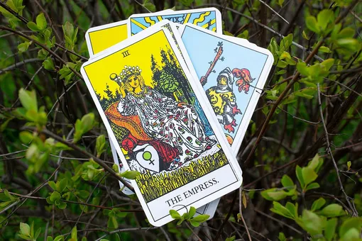 карта таро императрица