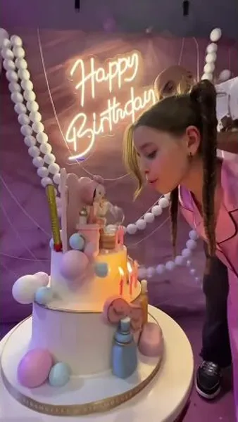 Нажми и смотри