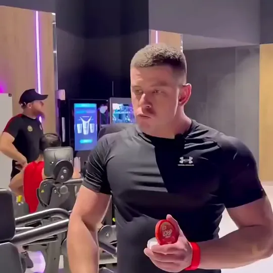 Нажми и смотри