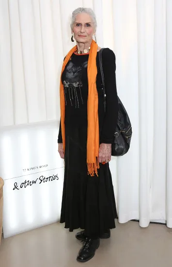 возрастная модель