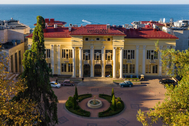 Swissôtel Resort Сочи Камелия — пятизвездочный отель на берегу Черного моря