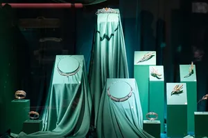 Прикосновение к вечному: как прошла выставка MIUZ Diamonds в Государственном историческом музее