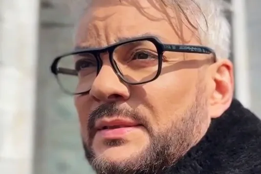 «Вандалы хотели снести Алешу»: Филипп Киркоров заявил, что его отец с Кобзоном спасли памятник «Вандалы хотели снести Алешу»: Филипп Киркоров заявил, что его отец с Кобзоном спасли памятник