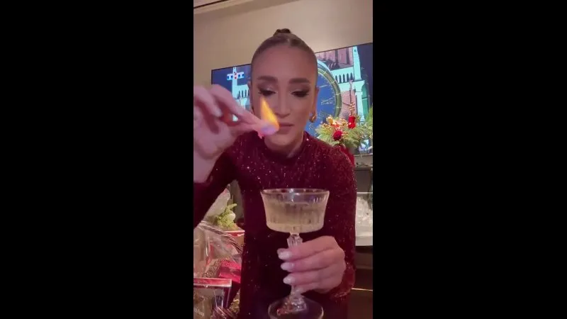 Нажми и смотри