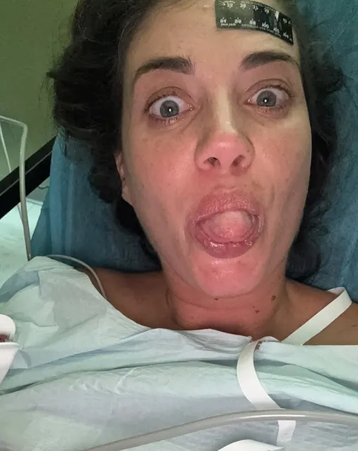 Элеонора Бой вышла на связь из больницы