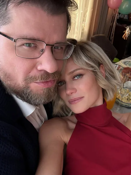 Супруги Гарик Харламов и Катерина Ковальчук Супруги Гарик Харламов и Катерина Ковальчук