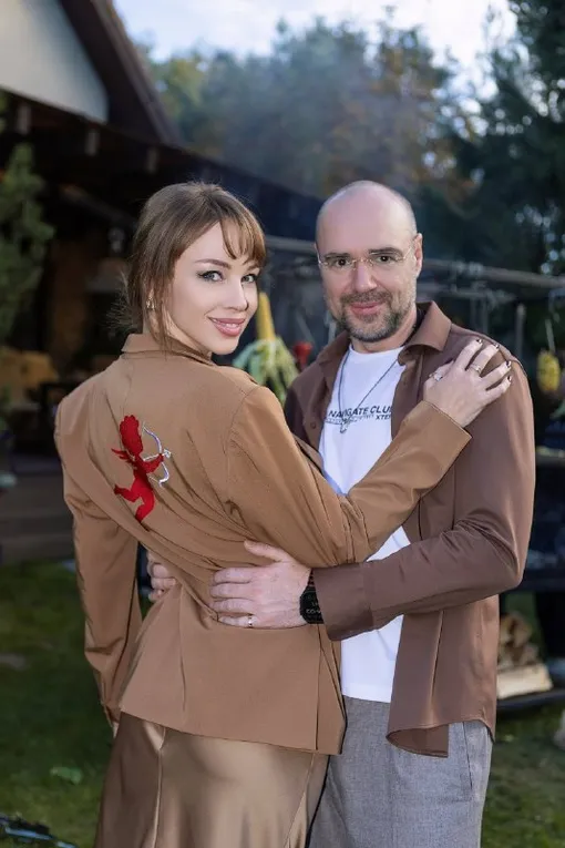 Полина Диброва и Роман Товстик Полина Диброва и Роман Товстик