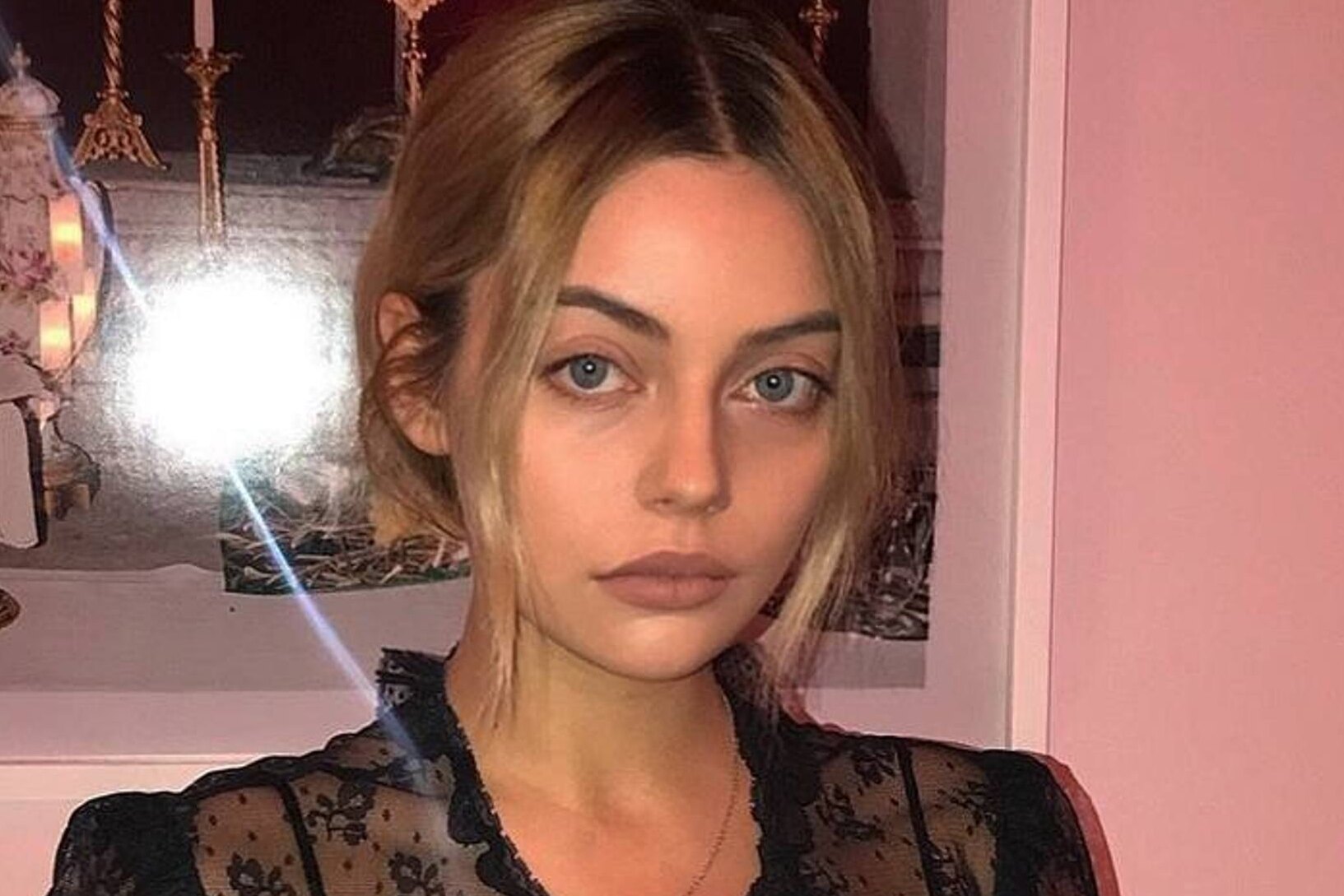 Hammomda yosh xotin bilan ishlashdan oldin ruscha jinsiy aloqa Porno filmlarda Eros guruhining solistlari