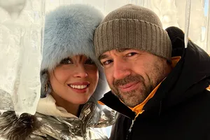 Полина Диброва похвасталась медалями своих детей и сына Романа Товстика