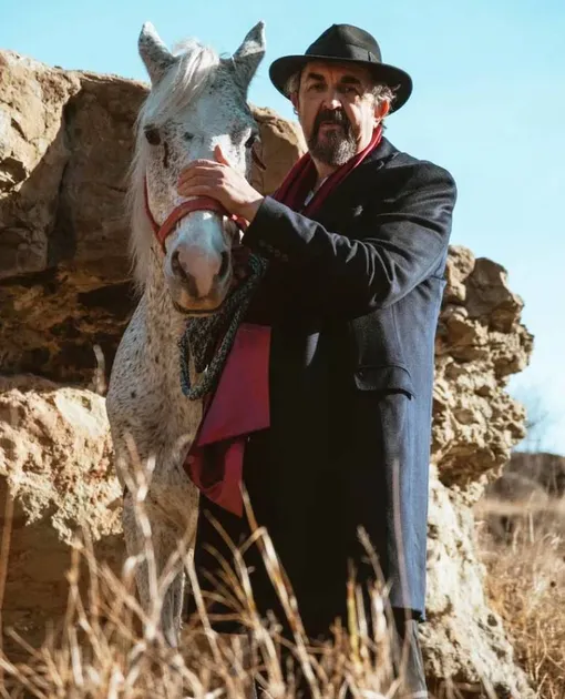 Игорь Золотовицкий в сериале «Улица Шекспира»