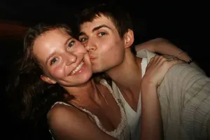 Победитель шоу «Голос. Дети» Алиса Кожикина выходит замуж за актера Матвея Алексашина: видео