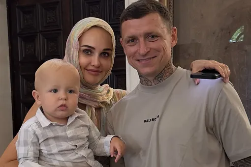«Сегодня тебе 1 год! Я никогда не была такой доброй и ранимой»: жена Павла Мамаева показала младшего сына «Сегодня тебе 1 год! Я никогда не была такой доброй и ранимой»: жена Павла Мамаева показала младшего сына
