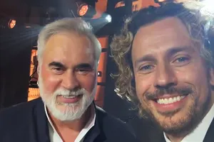 Максим Галкин и Валерий Меладзе выступили на украинской свадьбе в Каннах, которая велась на русском языке