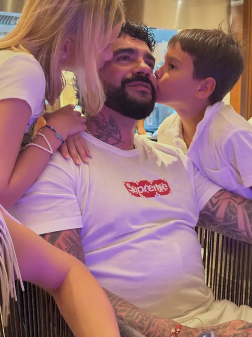 Тимати с детьми