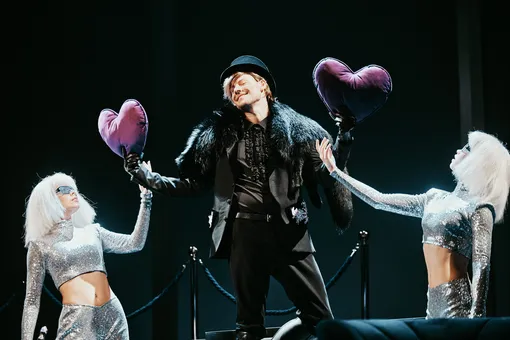 Дмитрий Власкин: «Всегда увлекательнее играть отрицательного персонажа» Дмитрий Власкин: «Всегда увлекательнее играть отрицательного персонажа»