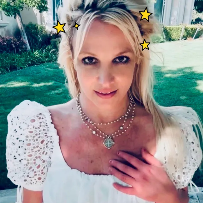 Бритни Спирс снова «сошла с ума»? Спросили астролога, что опять происходит с певицей