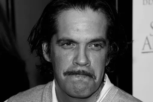 Умер в 54 года актер фильма «Город грехов» Ники Кэтт Умер в 54 года актер фильма «Город грехов» Ники Кэтт