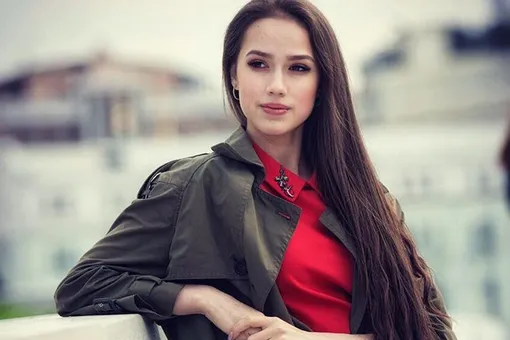 Алина Загитова посвятила новую программу ушедшей из жизни маме своего хореографа Алина Загитова посвятила новую программу ушедшей из жизни маме своего хореографа