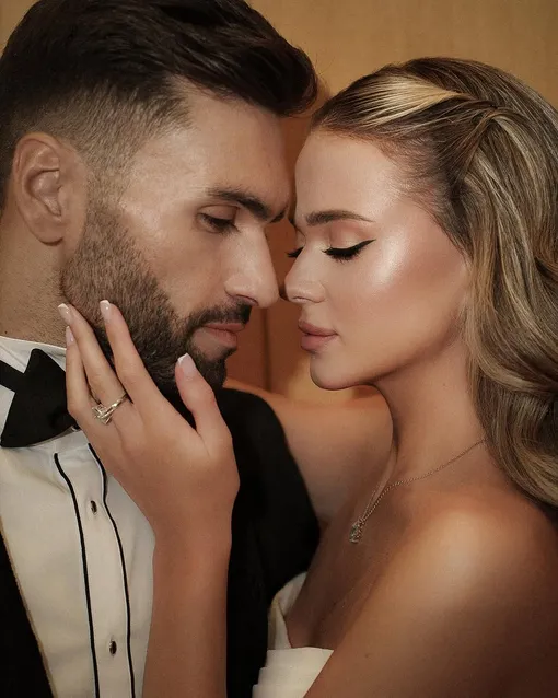 Избранницей певца стала девушка, ведущая непубличный образ жизни